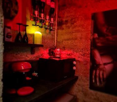 Saint-Etienne-des-Hautes-Terres Casa | Le Baiser 1 le bunker réaménagé en plaisir interdit