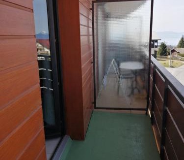 Thollon-les-Memises Apartamento | Le balcon des Memises