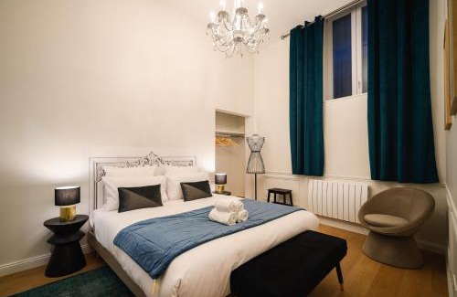 Castres Apartamento | Le Baroque - Grand T2 Confort, Lit Queen Size