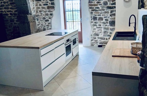 Pouzols-Minervois Casa | Le Bastion 15 huéspedes, 5 suites, 5 baños, aire acondicionado