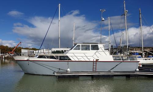 Bassins a Flot Alquiler De Eote | Le Bateau Ivre