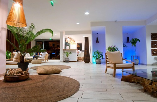 Saint-Pierre Hotel | Le Battant Des Lames