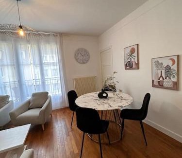 Le Creusot Apartamento | Le beau Milo 2 chambres Coeur de ville avec Balcon Netflix