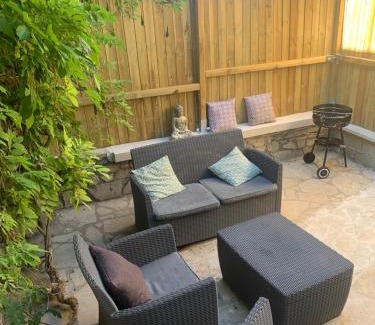 Mer Apartamento | Le Beau Pichot - 2 appartments, 2 chambres, jardin, max 4 pers