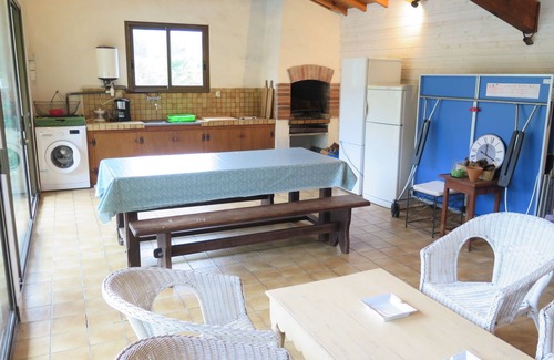 Saint-Julien-en-Born Casa | Le Belon by Interhome