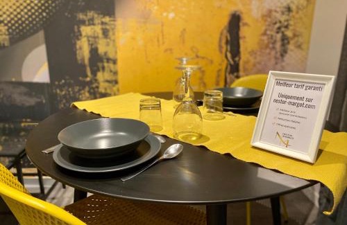 Agen Apartamento | Le Black & Yellow - Appart'Hôtel - Clim - Netflix - Parking Gratuit - Nestor & Margot