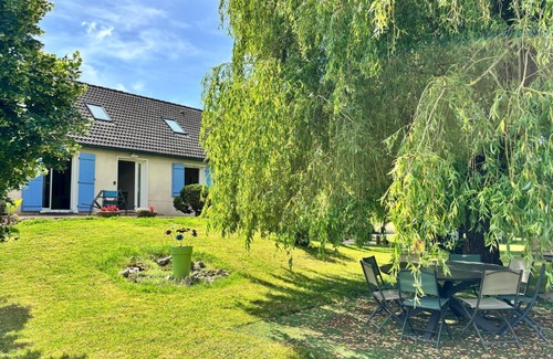 Saint-Etienne-en-Bresse Casa | B. azul Casa rural y casa de vacaciones