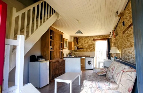 Fajoles Apartamento | Le Bleuet (whole unit) Les Prinqières.