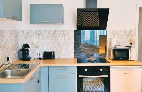 Ecartelee-Bonabry-Orieres-Paron Apartamento | Le Blue Bohème - Fougères