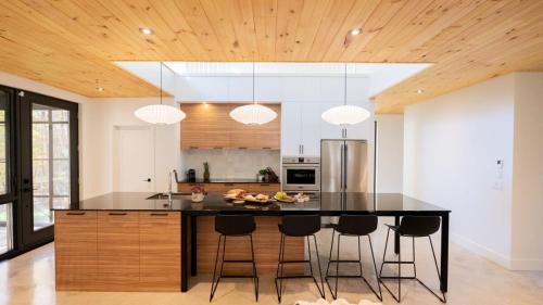 Eastman Chalet De Esquí | Le Bois Debout - Lake & Trails