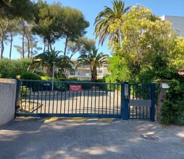 Boulouris-sur-Mer Apartamento | le boreal bord de mer avec piscine