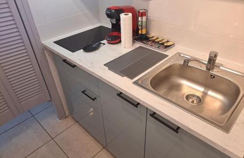 Le Grau-dʼAgde Apartamento | Le Bosquet, superbe rez de jardin, parking, clim,650m plage Grau d'agde