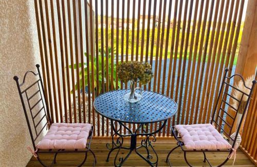 Quincie-en-Beaujolais Casa | Le Boudoir, apéritif de bienvenue offert