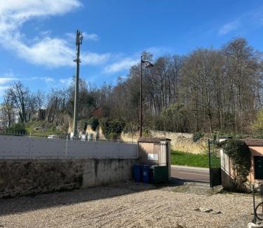 Chantiers Apartamento | Le Buc - Gare Versailles Chantiers - Netflix