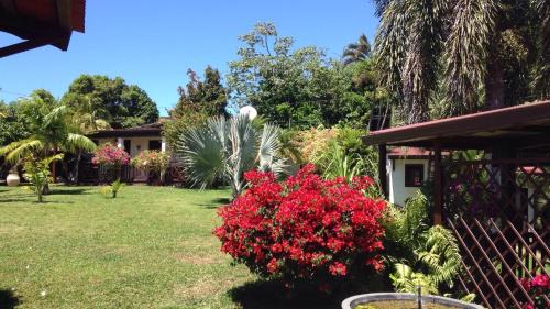 Ducos Casa | Le bungalow des bougainvilliers