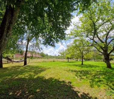 Saint-Germain-du-Bois Otro | Le Bungalow