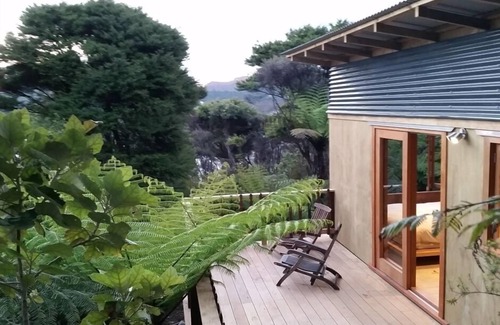 Tryphena Chalet De Esquí | Le Cabanon - Aotea Eco Luxury