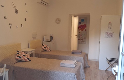 Sarzana Cama Y Desayuno | Le camere di Sabrina