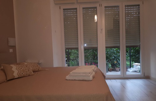 Sarzana Cama Y Desayuno | Le camere di Sabrina