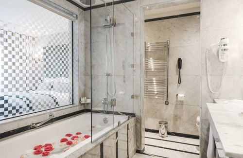 Racine Hotel | Le Casablanca Hotel