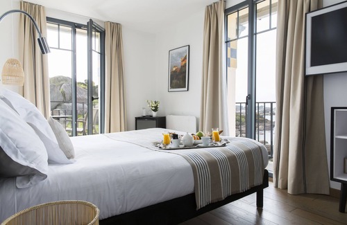 Perros-Guirec Hotel | Le Castel Beau Site
