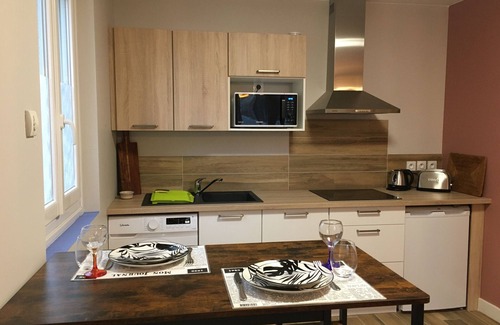 Arenes Romaines - Saint-Martin-du-Touch Apartamento | Le Catalan - Studio Cosy, climatisé avec Parking