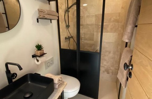 Montaigu Casa | Le Celadon