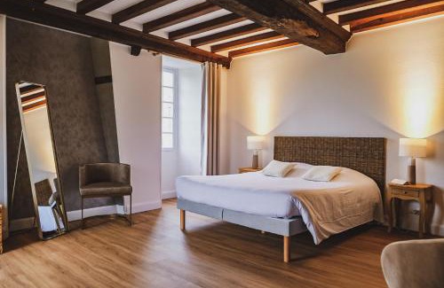 Hebecrevon Casa | Le Château de la Roque Hôtels