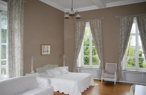 Lillers Cama Y Desayuno | Le Château de Philiomel