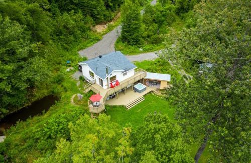 Saint-Brigitte-de-Laval Chalet De Esquí | Le chaga (#CITQ 297627)