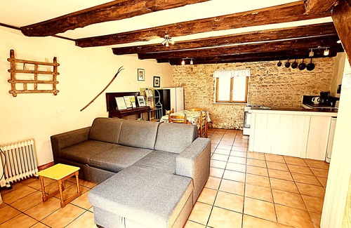 Saint-Just-Luzac Casa | Le Chai Gite 2 chambres