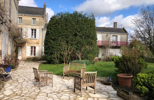 Doue-la-Fontaine Cama Y Desayuno | Le Chai De La Rose SPA et Séances Bien être