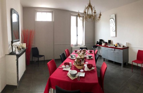 Doue-la-Fontaine Cama Y Desayuno | Le Chai De La Rose SPA et Séances Bien être