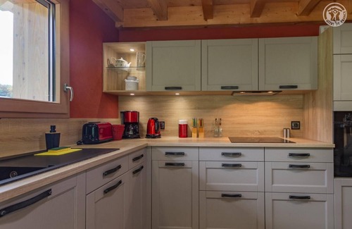 Montagnole Casa | LE Chalet DE LA Source