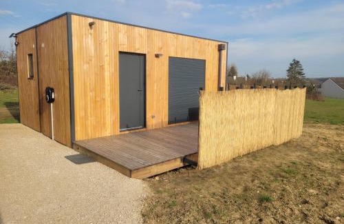 Lucay-le-Male Chalet De Esquí | Le chalet de Lenny- spa- borne recharge- wifi