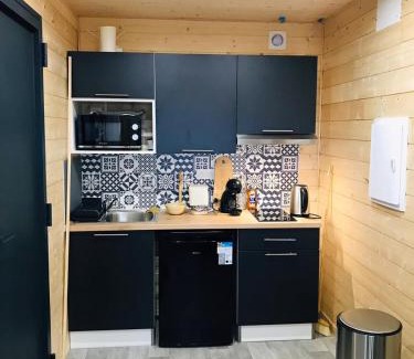 Lucay-le-Male Chalet De Esquí | Le chalet de Lenny- spa- borne recharge- wifi