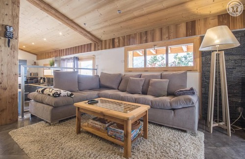 Flumet Chalet De Esquí | *Le Chalet J* summer 8 travellers / winter 6 travellers