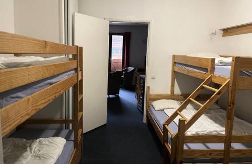 Eaux-Bonnes Apartamento | Le Chalet - Piscine - 2 Pièces pour 9 Personnes MAE-6003