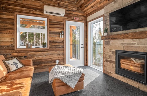 Lac Beauport Cabina | Le Chamonix : Tiny house in nature (CITQ : 310190)