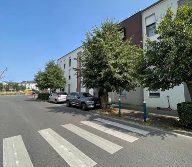 Chanteloup-en-Brie Apartamento | Le Chanteloupien - Appartement pour 6 proche Disneyland Paris