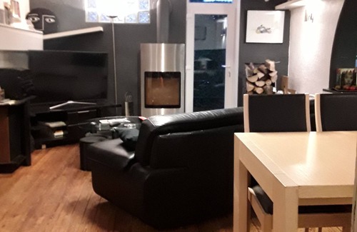 Lustin Casa | Le Chanteraine
