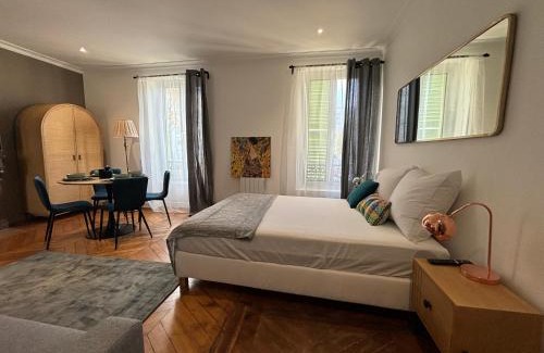 Les Gondoles Apartamento | Le Charmant - Parking Gratuit, Wifi, RER C Choisy-le-Roi