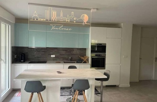 Fontaine-Bayonne-Cartoucherie Apartamento | Le Charme des Jardins du Barry' apartment