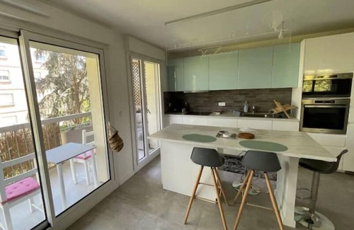 Fontaine-Bayonne-Cartoucherie Apartamento | Le Charme des Jardins du Barry' apartment