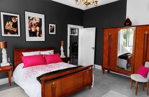 Albi Cama Y Desayuno | LE CHERCHE MIDI Guest rooms EQUIPPED KITCHEN large garden SECURE PARKING