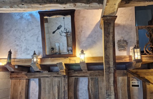 Cubjac Casa | Le Clos d'Adam charming and characterful cottage with heated swimming pool
