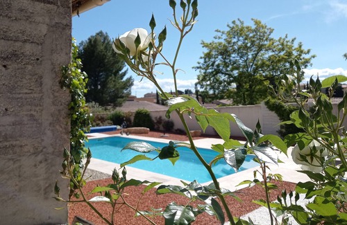 Rasteau Casa | Le Clos des EVIGNEAUX 84110 RASTEAU Casa de vacaciones 4 personas 3 Dormitorios