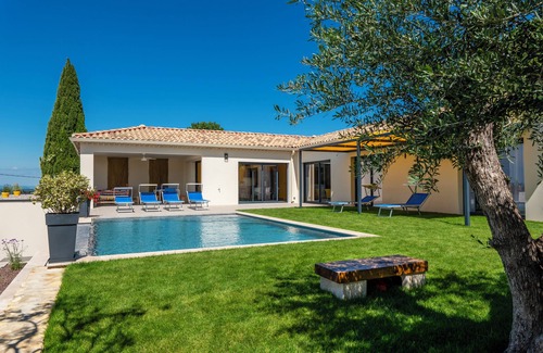 Beaumes-de-Venise Villa | Le Clos de la Borie - luxury villa with pool, near Mont Ventoux