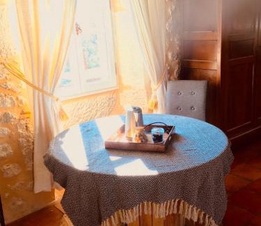 Lusignan-Petit Cama Y Desayuno | Le Clos de Lusignan