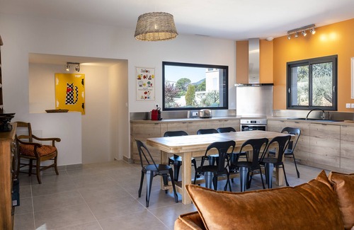 Beaumes-de-Venise Villa | Le Clos des Figuiers - Villa Neuve au Calme Avec Piscine